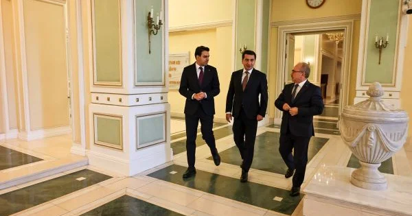 Hikmət Hacıyev Abdullah Ereni qəbul edib FOTO