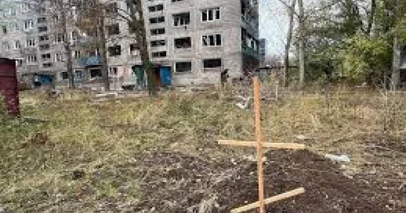 Ukraynanın Slavyansk şəhəri “Smerç”lə vurulub 3 nəfər ölüb