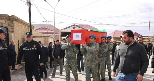 Şəhid Fikrət Əzizov Qobustanda dəfn edildi