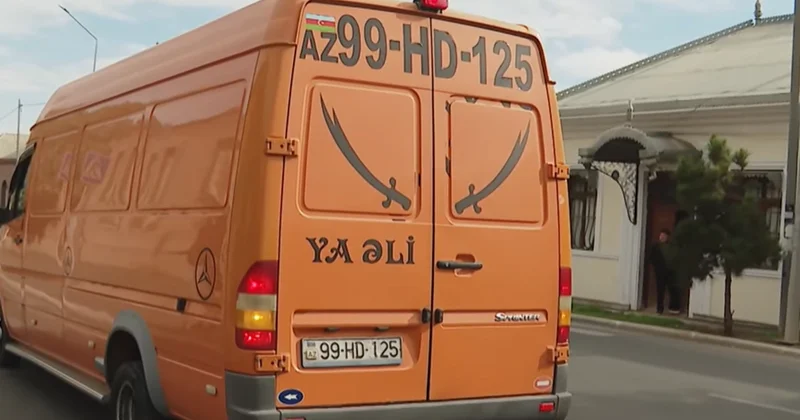 “Əlimlə deyirəm “dayan“, qaza basır“ Gəncənin Əziz Əliyev prospektində niyə qəzaların sayı hesabı yoxdur? VİDEO