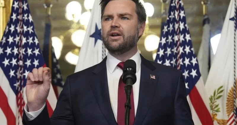 ABŞ nin vitse prezidenti: Miqrantların sayı azaldılmalıdır