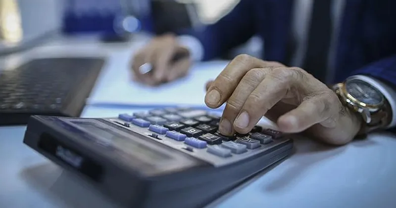 Hacı Qurban borca düşdü, tenderlərdə iştirakdan çıxarıldı