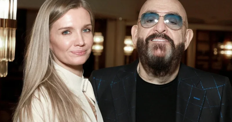 77 yaşlı rusiyalı ulduz özündən 29 yaş kiçik rəqqasə ilə evləndi