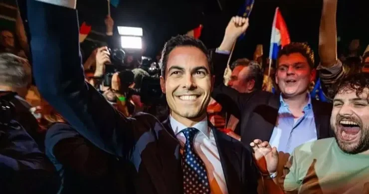 Onun partiyası qalib gəldi: Rob Yetten ölkənin ilk mavi baş naziri ola bilər