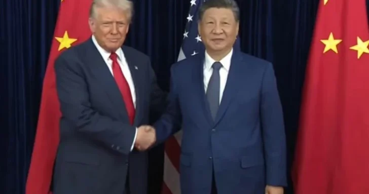 Лидеры США и Китая провели длительные переговоры в Пусане