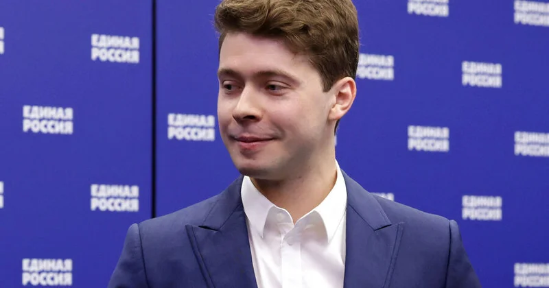 Сын Медведева обратился к Единой России с призывом