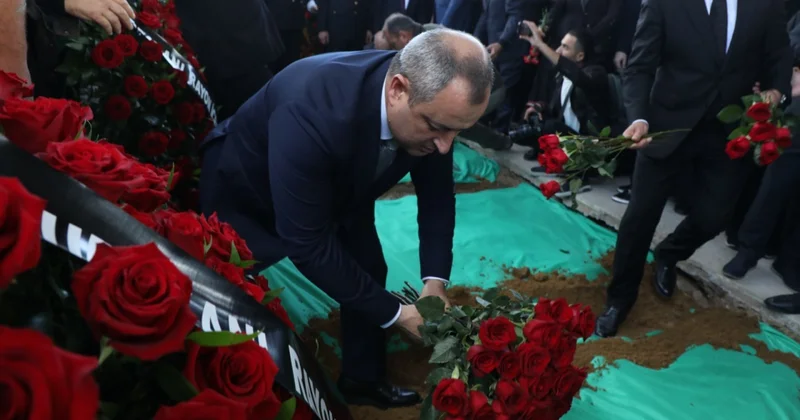 İcra başçısı şəhidlərin dəfnində iştirak edib FOTOLAR