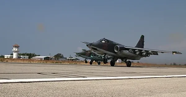 Россия вернулась на авиабазу Хмеймим в Сирии