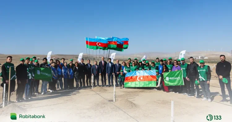 Rabitəbank ekoloji məsuliyyət strategiyası çərçivəsində ağacəkmə aksiyası keçirdi FOTO