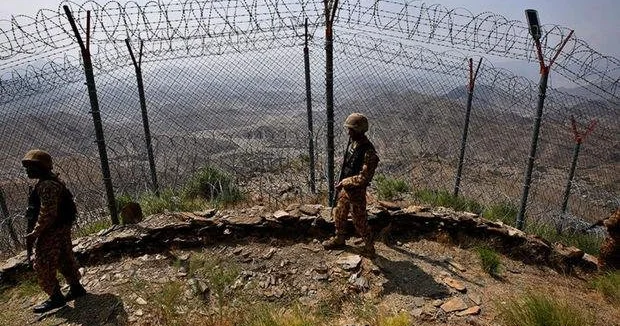 Pakistan Əfqanıstan sərhədində 7 hərbçi öldürülüb