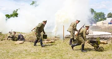 Çimərlikdə I Dünya Müharibəsi əsgərlərinin şüşədə mesajı tapılıb...