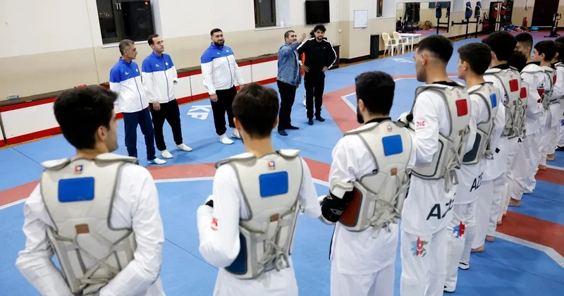 Kadi Borges parataekvondoçuların məşqində iştirak edib