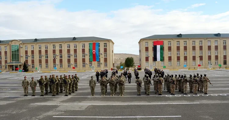 Azərbaycan və BƏƏ xüsusi təyinatlılarının birgə təlimi sona çatıb FOTO