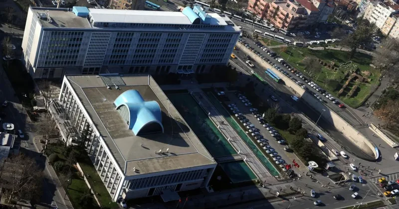 Утечки данных в муниципалитете Стамбула: арестованы четыре подозреваемых