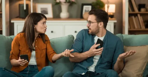 Əsas məsələ qısqanclığı boğmaq deyil... Psixoloqdan TÖVSİYƏ