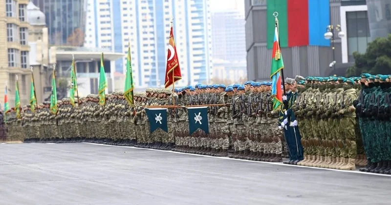 Zəfər paradına kimlər QATILACAQ...