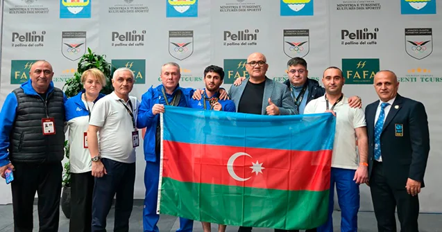 İdmançımız Avropa birinciliyində 3 gümüş medal qazandı Foto