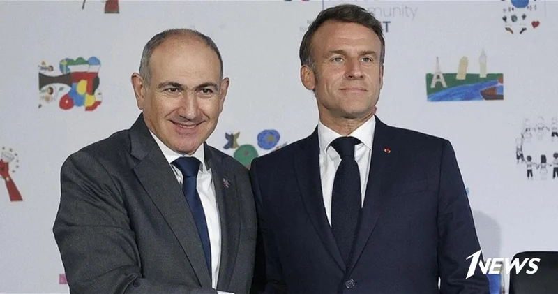 Пашинян и Макрон обсудили мир в регионе и TRIPP