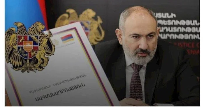 Politoloq: Konstitusiya dəyişməsə, sülh sazişi imzalanmayacaq