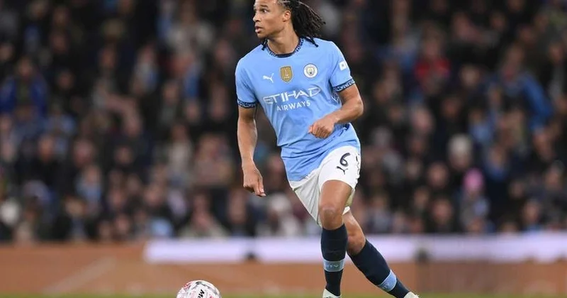 Mançester Siti nin futbolçusu İngiltərənin başqa klubuna keçə bilər