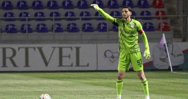 Кяпаз хочет заменить легионера вратарем Нефтчи