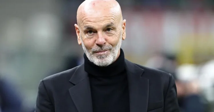 A Seriya təmsilçisinin baş məşqçisi istefanın bir addımlığında