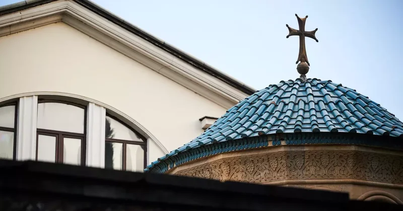 Критика церкви и государства: настоятеля храма Рождества Спасителя в Грузии сняли с должности