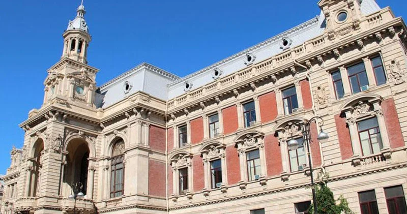 Bu məmur vəzifəsindən azad edilə bilər xəbərdarlıq edildi