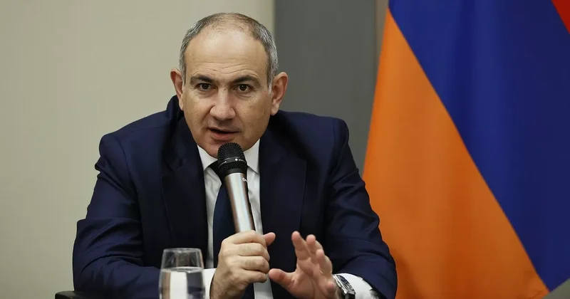 Paşinyan erməniləri azərbaycanlılarla sülhə hazır olmağa çağırıb