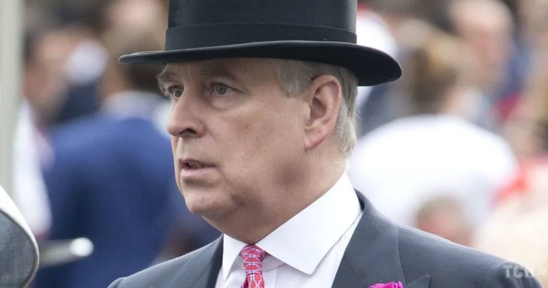 III Çarlz qardaşını bütün kral titullarından MƏHRUM ETDİ