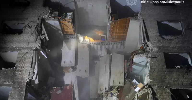 Украина под массированной ракетной атакой: есть разрушения и раненые ФОТО/ВИДЕО