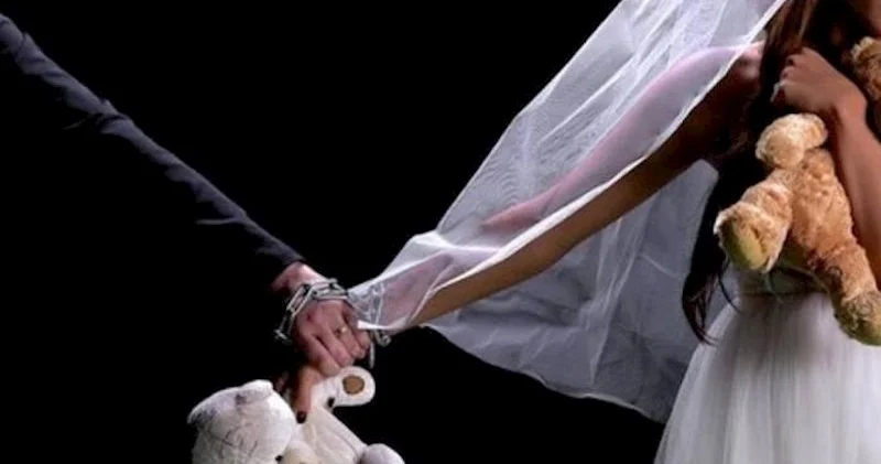 Valideynlər 17 yaşlı qızı çörək pulu tapsın deyə ərə verirlər