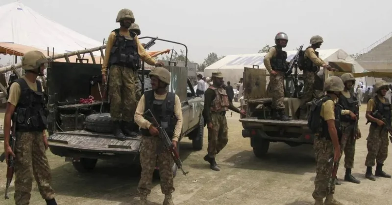 Pakistan Əfqanıstan sərhədində silahlı toqquşma: 6 əsgər həlak olub