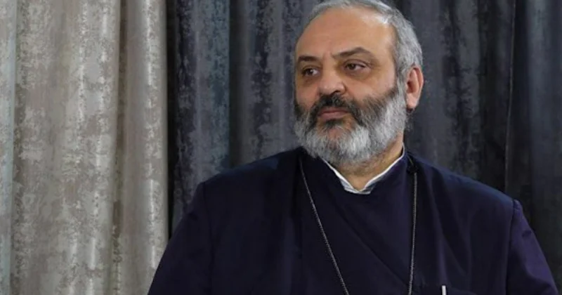 Суд оставил архиепископа Галстаняна и участников Священной борьбы под следствием Minval Politika