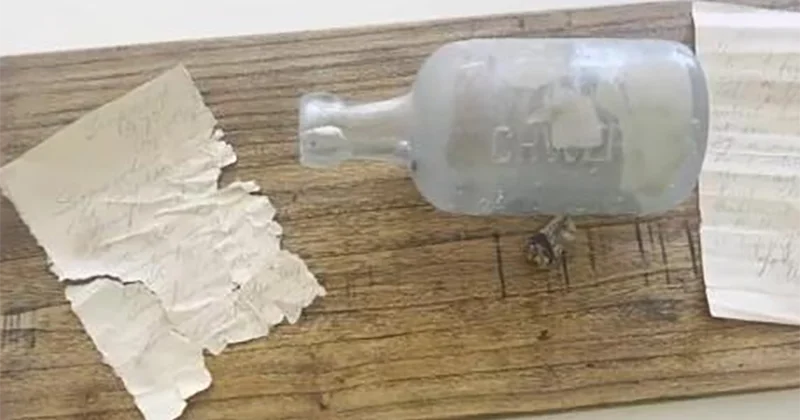 На австралийском пляже нашли бутылку с посланиями солдат 1916 года