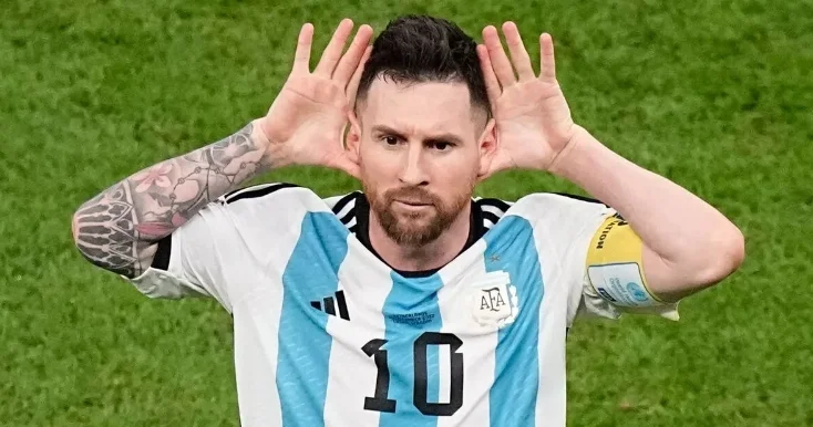 Messi heyran olduğu futbolçunun adını açıqladı