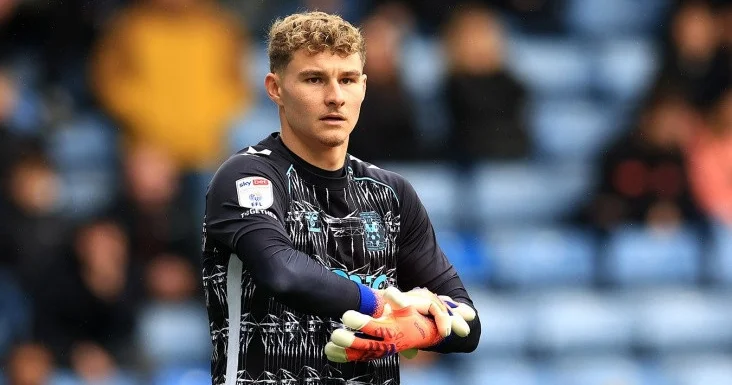 Çempionşipdə oynayan qapıçı İngiltərə millisinə çağırıla bilər