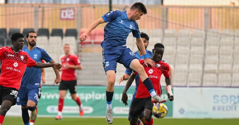 Təsnifatda sensasiya olmadı