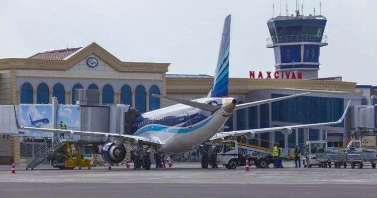 AZAL sərnişinləri ziyana saldı Naxçıvan reyslərində qəribə olay