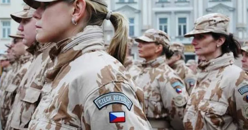 Çexiyanın NATO nun hərbi hədəflərinin 70 faizini yerinə yetirmədiyi açıqlanıb
