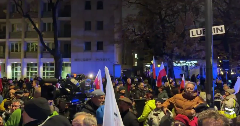 В Польше обострился конфликт вокруг Конституционного трибунала ВИДЕО