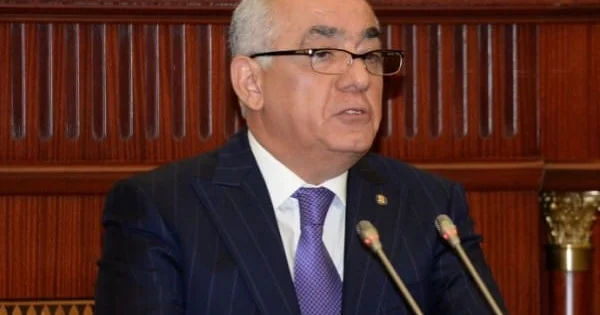 Nazirliyin tabeliyindəki qurumlarla bağlı QƏRAR