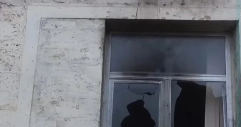 Azərbaycanda Molotov kokteyli atılan məktəbdən görüntülər Foto/Video