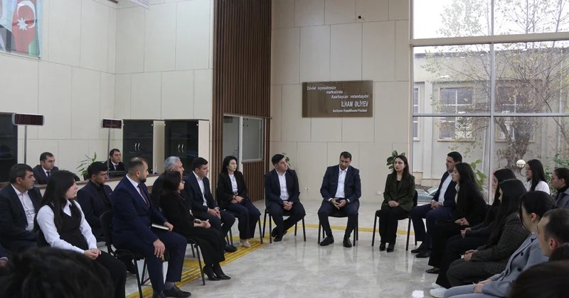 Gədəbəyin icra başçısı gənclərlə görüşdü Fotolar