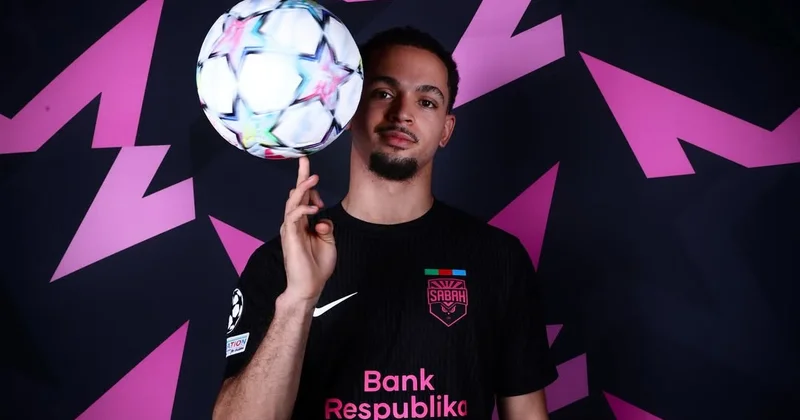 “Sabah” futbolçusunun atası: “Övladınızın öz uşaqlığını yaşamasına imkan verin” FOTO