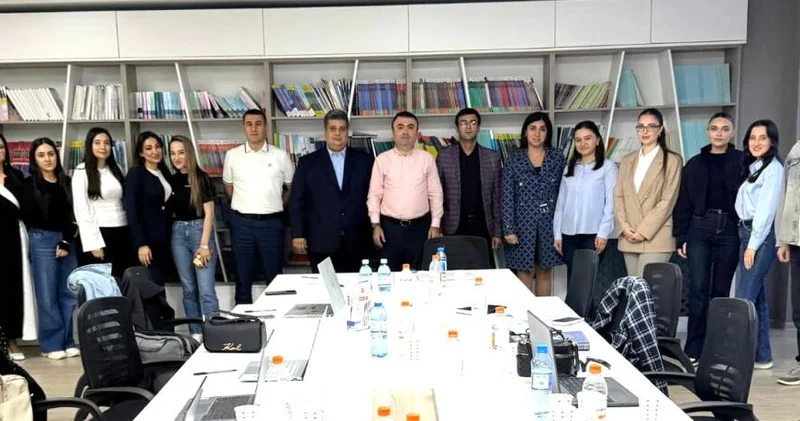 Dövlət Gömrük Komitəsi Tibbi Xidmət İdarəsinin əməkdaşı Dövlət İmtahan Mərkəzinin “Təlimçilər üçün təlim” proqramını uğurla yekunlaşdırıb