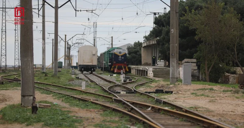 Hövsana dəmir yolu qayıdır Yeni stansiyaların yeri müəyyənləşdi Video