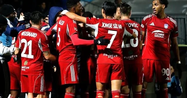 "Sabah" fərqi azaltdı Yenilənir