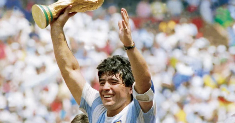 İdman tarixində bu gün: Dieqo Maradona 37 yaşında karyerasını bitirib