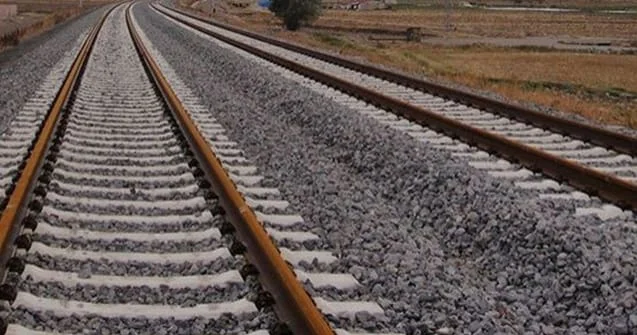 Suraxanı Hövsan dəmir yolu bərpa olunur